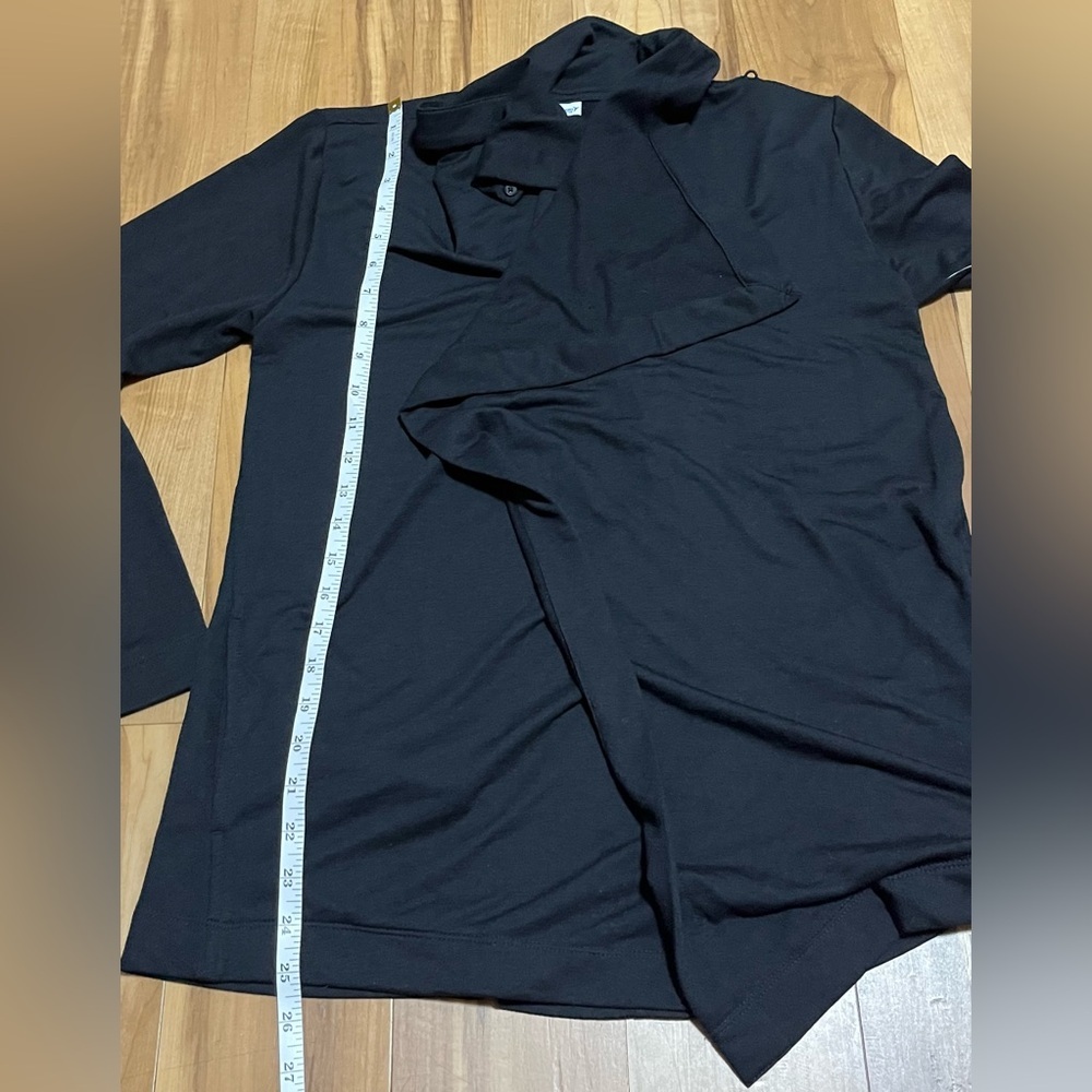 Old Navy Active Black Drape Cardigan NWOT Size M - Picture 10 of 10